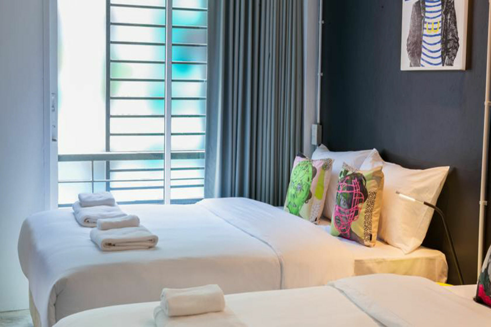 W1A Jomtien Hotell Eksteriør bilde